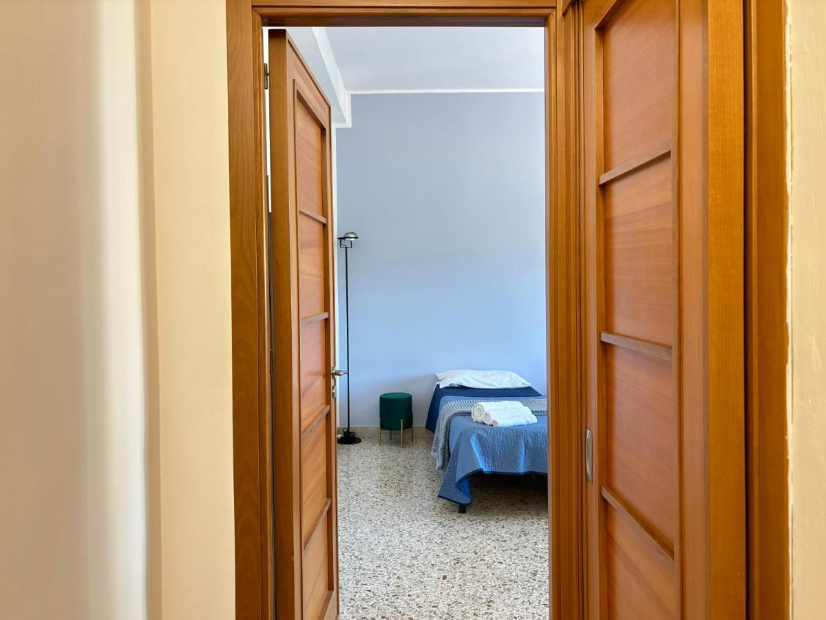 Ekry Apartment Palermo Bagian luar foto