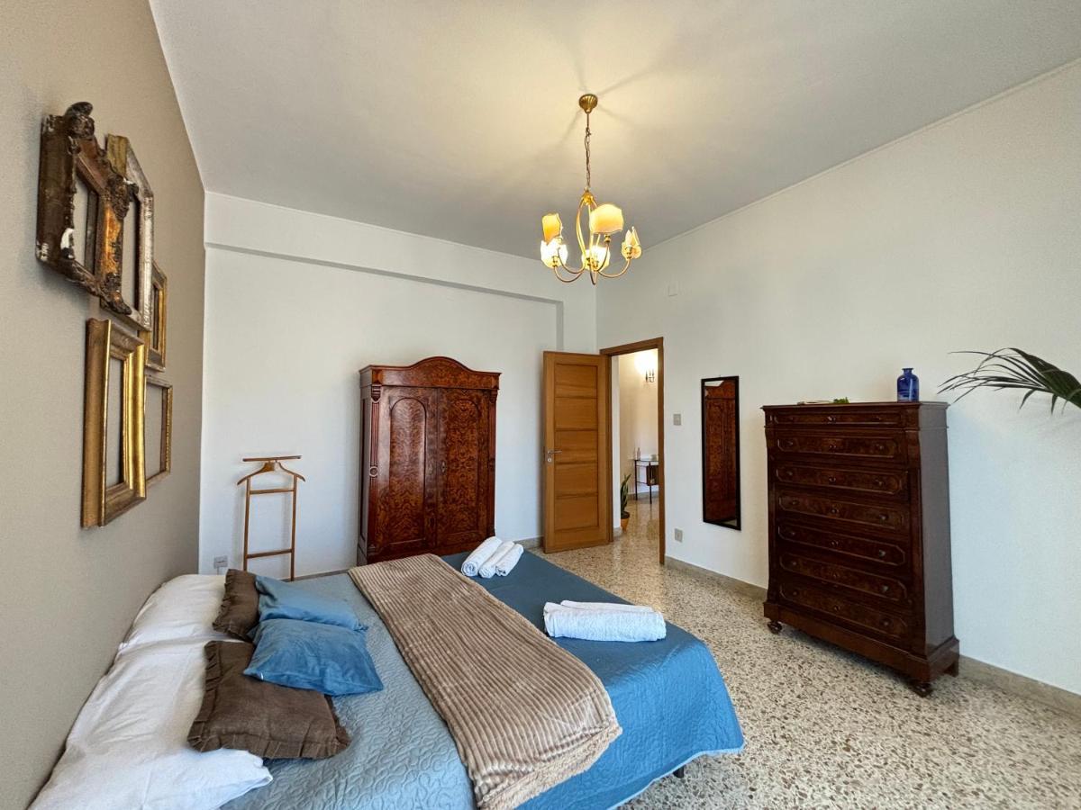 Ekry Apartment Palermo Bagian luar foto